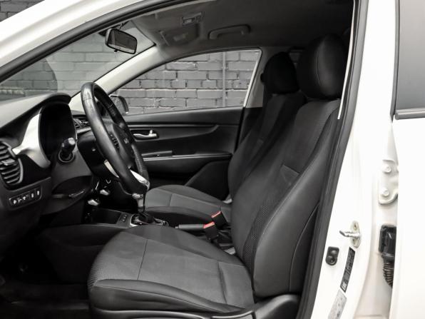 Kia Rio IV Рестайлинг с пробегом 2021 года, цена 1 300 000 рублей, 171438 км, седан, Автокод Объявления