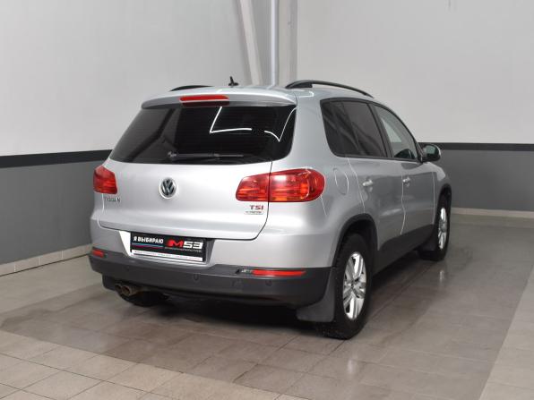 Volkswagen Tiguan I Рестайлинг с пробегом 2015 года, цена 1 374 995 рублей, 106007 км, внедорожник, Автокод Объявления