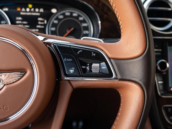 Bentley Bentayga I с пробегом 2019 года, цена 16 640 000 рублей, 21470 км, внедорожник, Автокод Объявления