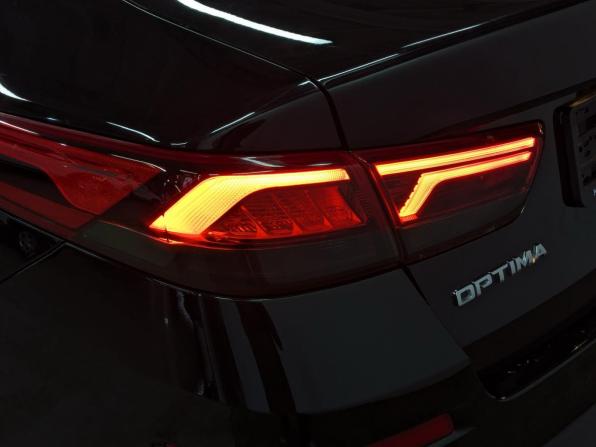 Kia Optima IV Рестайлинг с пробегом 2019 года, цена 2 240 000 рублей, 88855 км, седан, Автокод Объявления