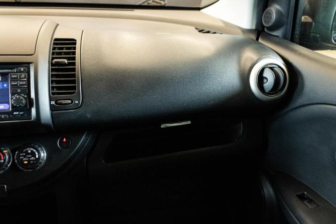 Nissan Note I Рестайлинг с пробегом 2013 года, цена 1 100 000 рублей, 89542 км, хэтчбек, Автокод Объявления