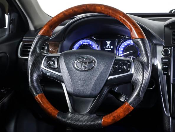 Toyota Camry VII (XV50) Рестайлинг 2 с пробегом 2017 года, цена 2 321 000 рублей, 81207 км, седан, Автокод Объявления
