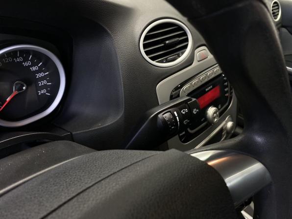Ford Focus II Рестайлинг с пробегом 2010 года, цена 669 900 рублей, 161000 км, седан, Автокод Объявления