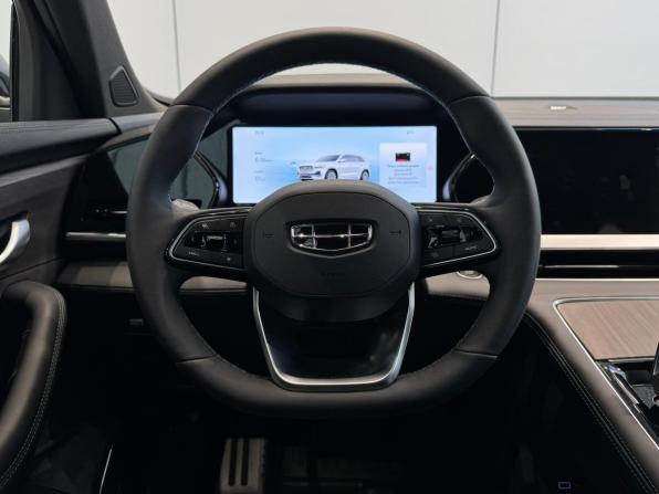 Geely Monjaro I Рестайлинг с пробегом 2026 года, цена 4 400 000 рублей, 7 км, внедорожник, Автокод Объявления