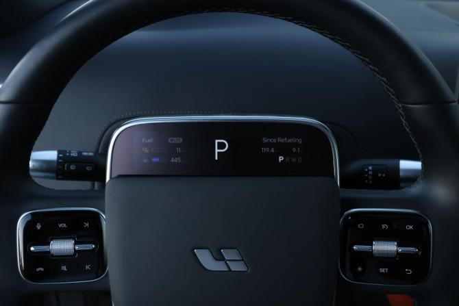 Li Auto (Lixiang) L7 I Рестайлинг с пробегом 2025 года, цена 7 328 000 рублей, 14801 км, внедорожник, Автокод Объявления