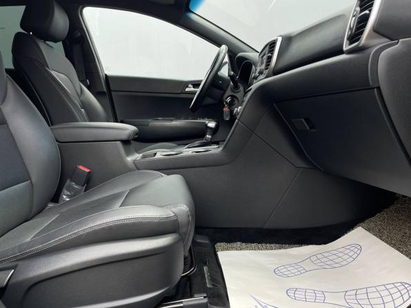 Kia Sportage IV Рестайлинг с пробегом 2019 года, цена 2 545 000 рублей, 41034 км, внедорожник, Автокод Объявления