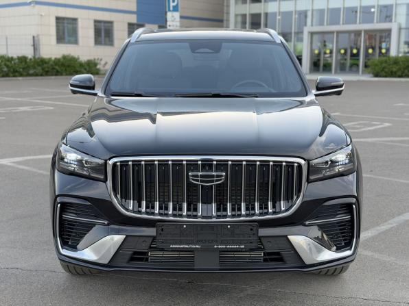 Geely Monjaro I Рестайлинг 2 с пробегом 2026 года, цена 3 950 000 рублей, 25 км, внедорожник, Автокод Объявления