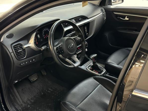 Kia Rio IV Рестайлинг с пробегом 2021 года, цена 1 800 000 рублей, 50670 км, хэтчбек, Автокод Объявления