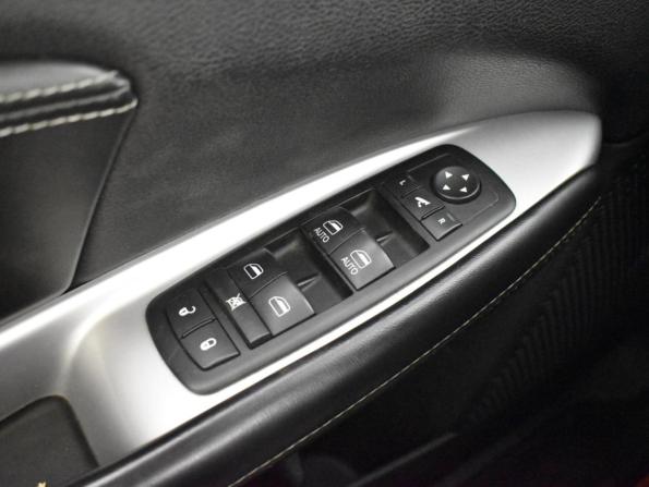 Dodge Journey I Рестайлинг с пробегом 2012 года, цена 1 259 900 рублей, 263236 км, внедорожник, Автокод Объявления