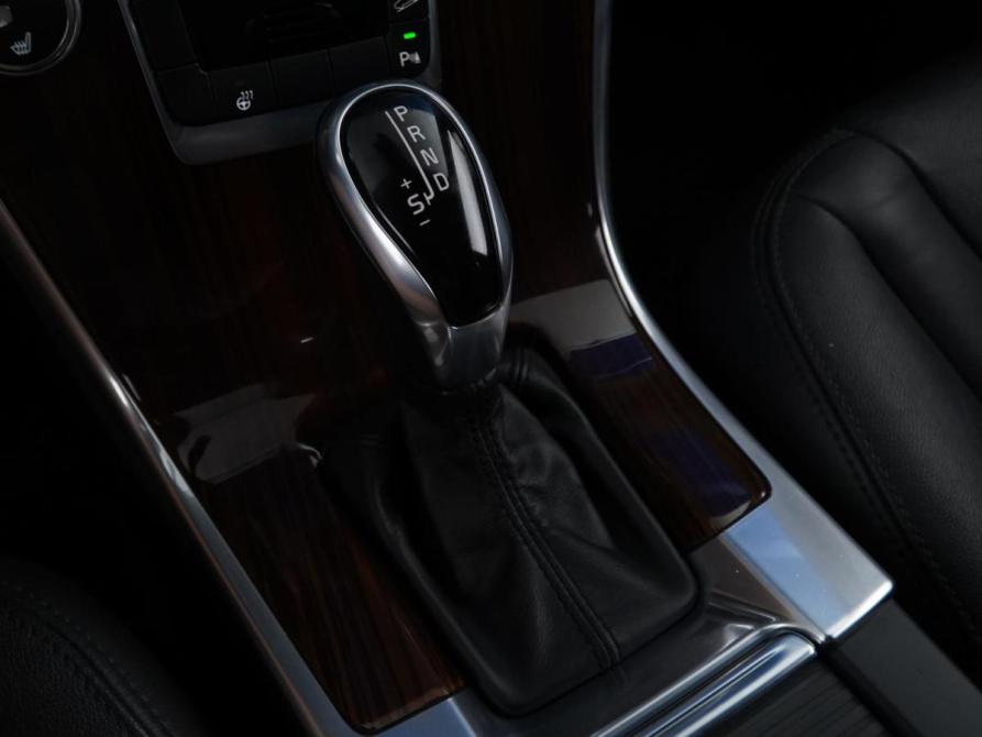 Volvo XC60 I Рестайлинг Москва  - изображение 15