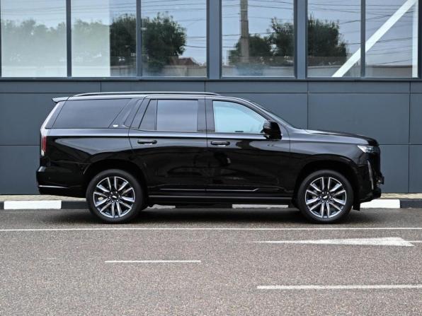 Cadillac Escalade V с пробегом 2023 года, цена 17 999 000 рублей, 17545 км, внедорожник, Автокод Объявления