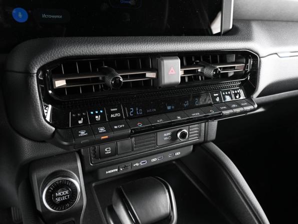 Toyota Land Cruiser Prado 250 Series с пробегом 2024 года, цена 9 999 000 рублей, 9528 км, внедорожник, Автокод Объявления