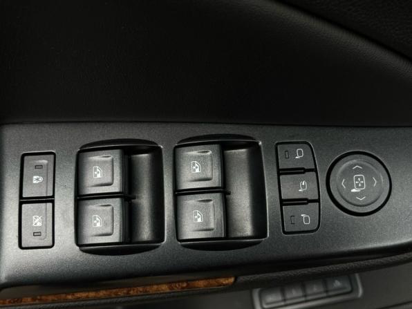 Chevrolet Tahoe IV с пробегом 2016 года, цена 2 690 000 рублей, 266324 км, внедорожник, Автокод Объявления