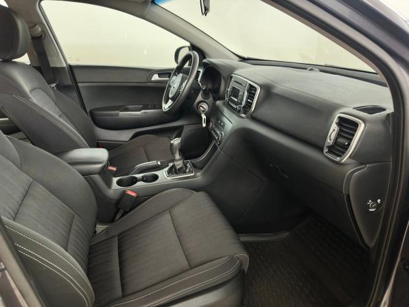 Kia Sportage IV с пробегом 2018 года, цена 1 620 000 рублей, 181541 км, внедорожник, Автокод Объявления