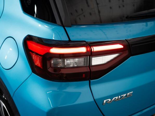 Toyota Raize I с пробегом 2020 года, цена 1 725 000 рублей, 17093 км, внедорожник, Автокод Объявления