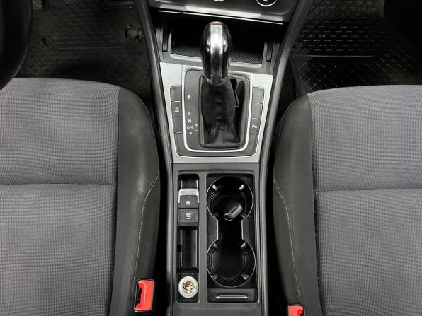 Volkswagen Golf VII с пробегом 2013 года, цена 850 000 рублей, 179227 км, хэтчбек, Автокод Объявления