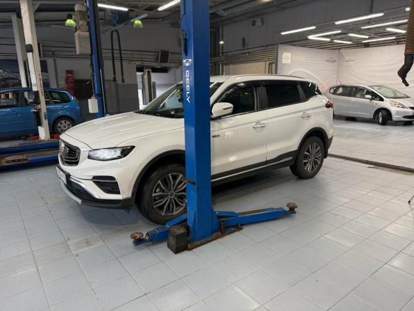 Geely Atlas Pro с пробегом 2024 года, цена 2 199 000 рублей, 31600 км, внедорожник, Автокод Объявления