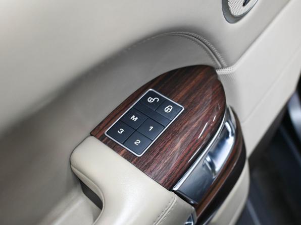 Land Rover Range Rover IV с пробегом 2015 года, цена 3 745 000 рублей, 248000 км, внедорожник, Автокод Объявления
