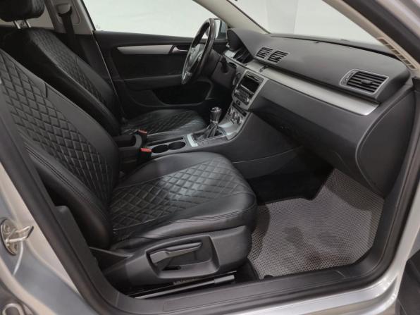 Volkswagen Passat B7 с пробегом 2013 года, цена 1 060 000 рублей, 173906 км, седан, Автокод Объявления