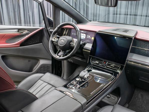 GAC M8 с пробегом 2023 года, цена 4 498 000 рублей, 40559 км, минивэн, Автокод Объявления