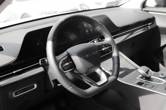Omoda C5 I с пробегом 2023 года, цена 1 599 000 рублей, 34581 км, внедорожник, Автокод Объявления