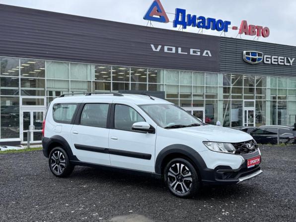Lada (ВАЗ) Largus I Рестайлинг с пробегом 2024 года, цена 1 550 000 рублей, 7875 км, универсал, Автокод Объявления
