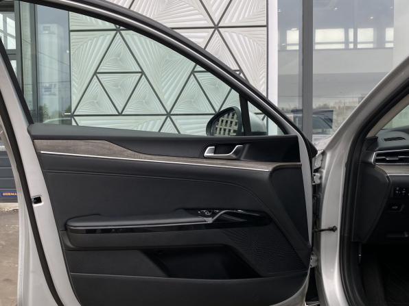 Kia K5 III с пробегом 2021 года, цена 2 659 000 рублей, 64190 км, седан, Автокод Объявления