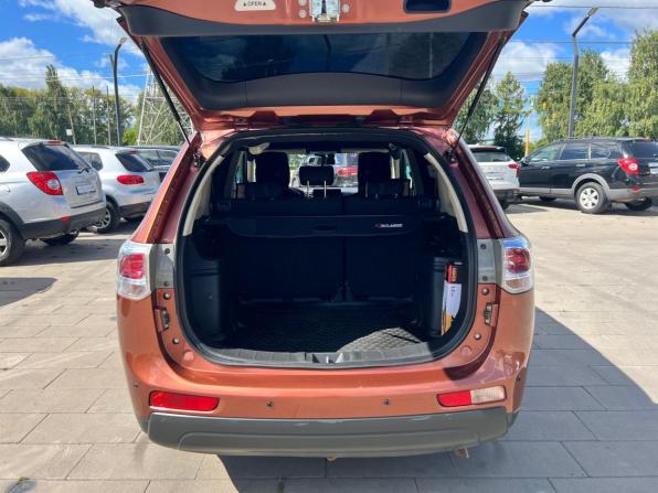 Mitsubishi Outlander III с пробегом 2012 года, цена 1 378 400 рублей, 147275 км, внедорожник, Автокод Объявления