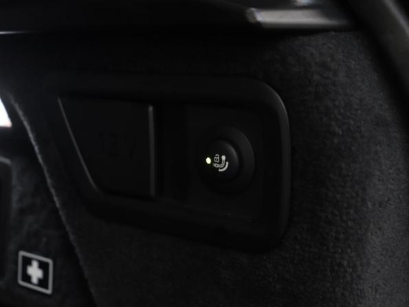 BMW X7 I (G07) Рестайлинг с пробегом 2025 года, цена 15 990 000 рублей, 5834 км, внедорожник, Автокод Объявления