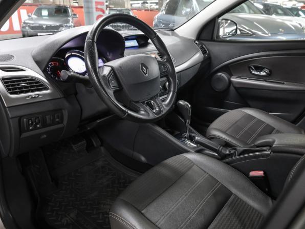 Renault Fluence I Рестайлинг с пробегом 2014 года, цена 849 000 рублей, 61000 км, седан, Автокод Объявления