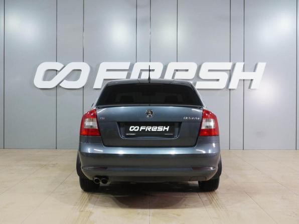 Skoda Octavia II (A5) Рестайлинг с пробегом 2011 года, цена 815 000 рублей, 256609 км, лифтбек, Автокод Объявления