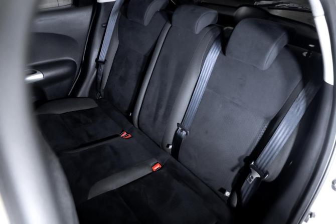 Nissan Juke I с пробегом 2012 года, цена 899 000 рублей, 186565 км, внедорожник, Автокод Объявления