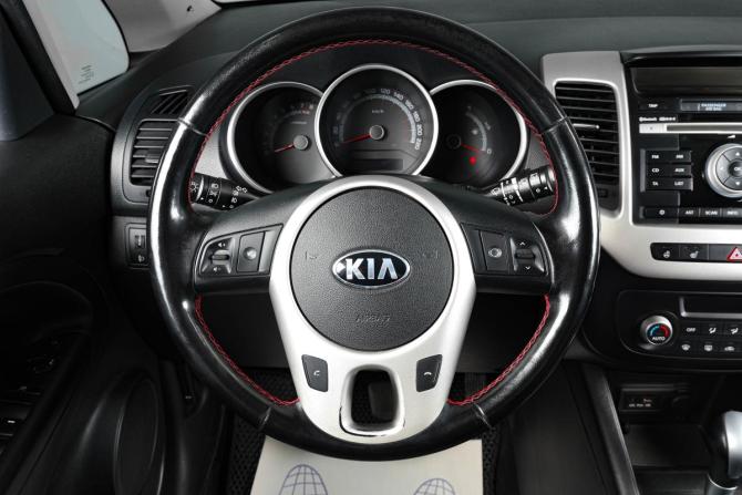 Kia Venga I Рестайлинг с пробегом 2014 года, цена 1 229 000 рублей, 153903 км, компактвэн, Автокод Объявления