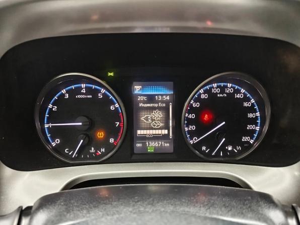 Toyota RAV4 IV (XA40) Рестайлинг с пробегом 2018 года, цена 2 549 000 рублей, 137000 км, внедорожник, Автокод Объявления