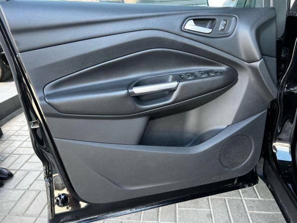 Ford Kuga II Рестайлинг с пробегом 2018 года, цена 1 678 000 рублей, 124350 км, внедорожник, Автокод Объявления