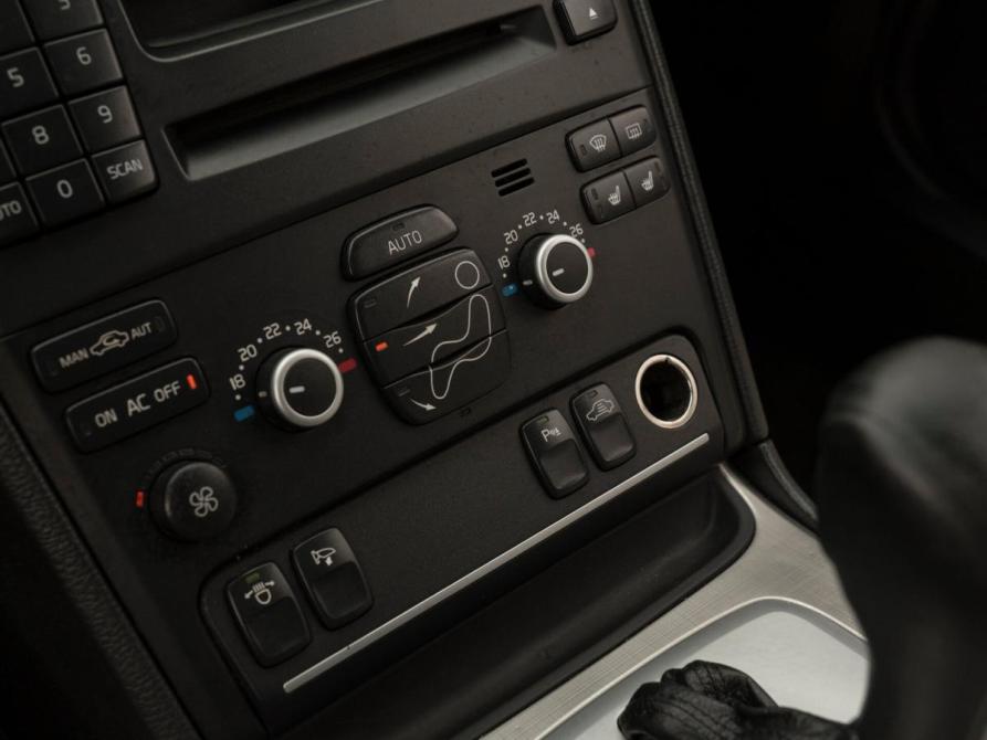Volvo XC90 I Рестайлинг Москва  - изображение 17