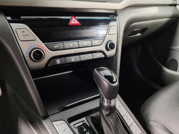 Hyundai Elantra VI (AD) с пробегом 2016 года, цена 1 179 000 рублей, 180619 км, седан, Автокод Объявления