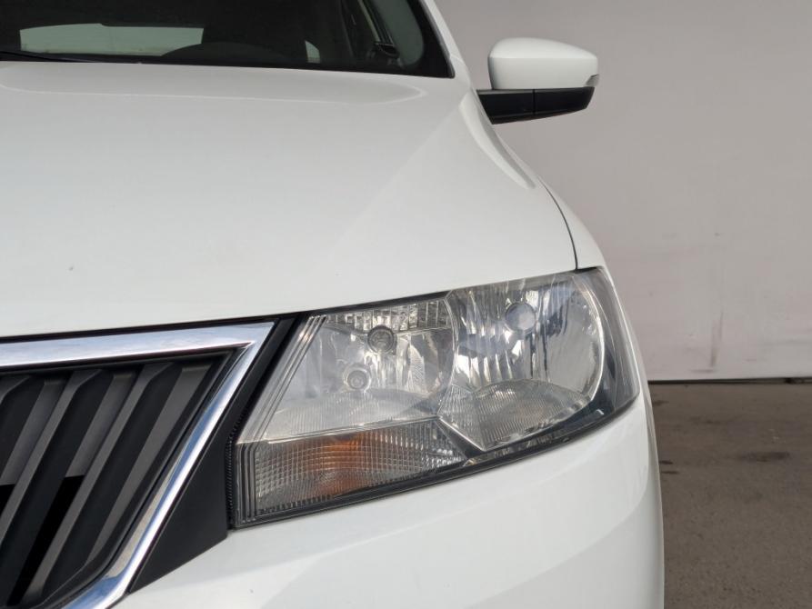 Skoda Rapid I Рестайлинг Москва  - изображение 6