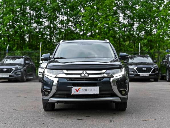 Mitsubishi Outlander III Рестайлинг 2 с пробегом 2018 года, цена 1 999 000 рублей, 129953 км, внедорожник, Автокод Объявления