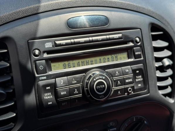 Nissan Juke I с пробегом 2012 года, цена 949 000 рублей, 171553 км, внедорожник, Автокод Объявления