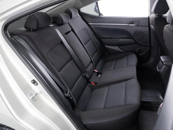 Hyundai Elantra VI (AD) с пробегом 2018 года, цена 1 249 000 рублей, 181290 км, седан, Автокод Объявления