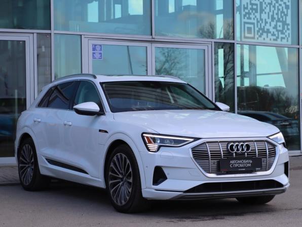 Audi e-tron I с пробегом 2019 года, цена 3 950 000 рублей, 68100 км, внедорожник, Автокод Объявления