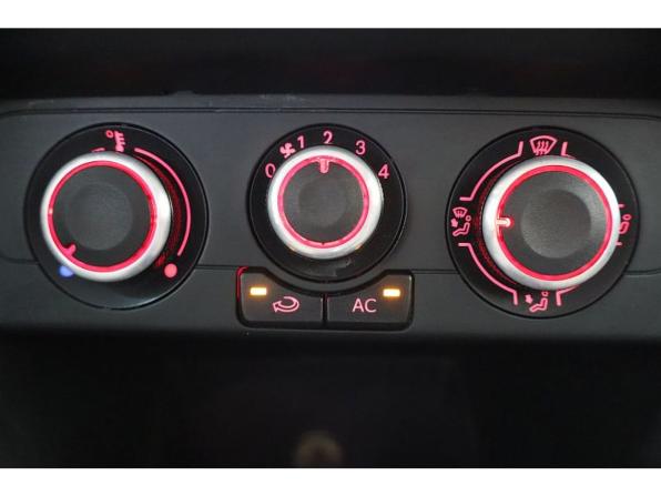 Volkswagen Polo V с пробегом 2012 года, цена 859 000 рублей, 165467 км, седан, Автокод Объявления