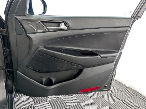 Hyundai Tucson III с пробегом 2016 года, цена 1 845 000 рублей, 113775 км, внедорожник, Автокод Объявления