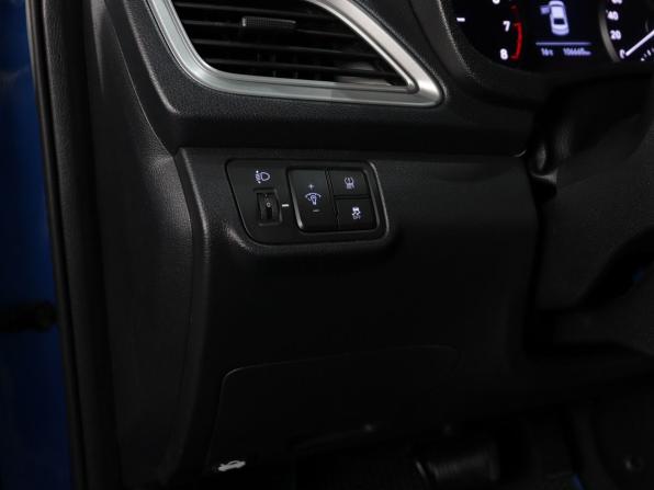 Hyundai Solaris II с пробегом 2019 года, цена 1 350 000 рублей, 106665 км, седан, Автокод Объявления