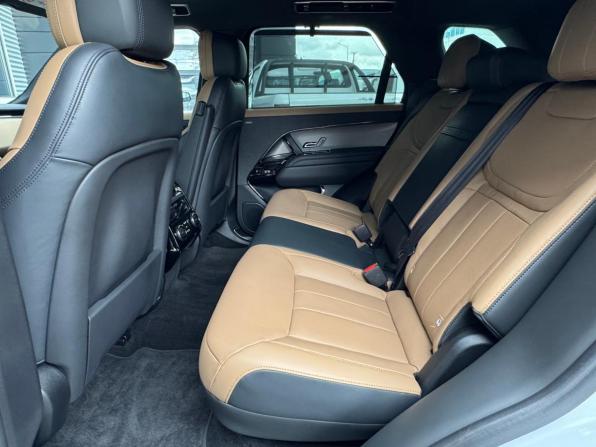 Land Rover Range Rover Sport III с пробегом 2022 года, цена 12 490 000 рублей, 25589 км, внедорожник, Автокод Объявления