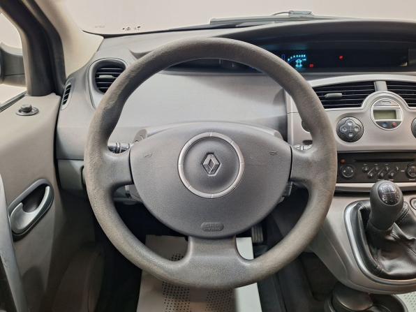 Renault Scenic II Рестайлинг с пробегом 2007 года, цена 415 000 рублей, 276525 км, компактвэн, Автокод Объявления