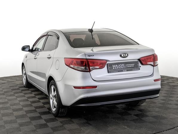 Kia Rio III Рестайлинг с пробегом 2017 года, цена 1 300 000 рублей, 78200 км, седан, Автокод Объявления