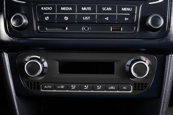 Volkswagen Polo V с пробегом 2013 года, цена 649 000 рублей, 237500 км, седан, Автокод Объявления
