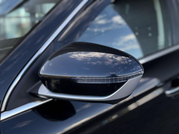 Geely Atlas Pro с пробегом 2023 года, цена 2 215 000 рублей, 29800 км, внедорожник, Автокод Объявления